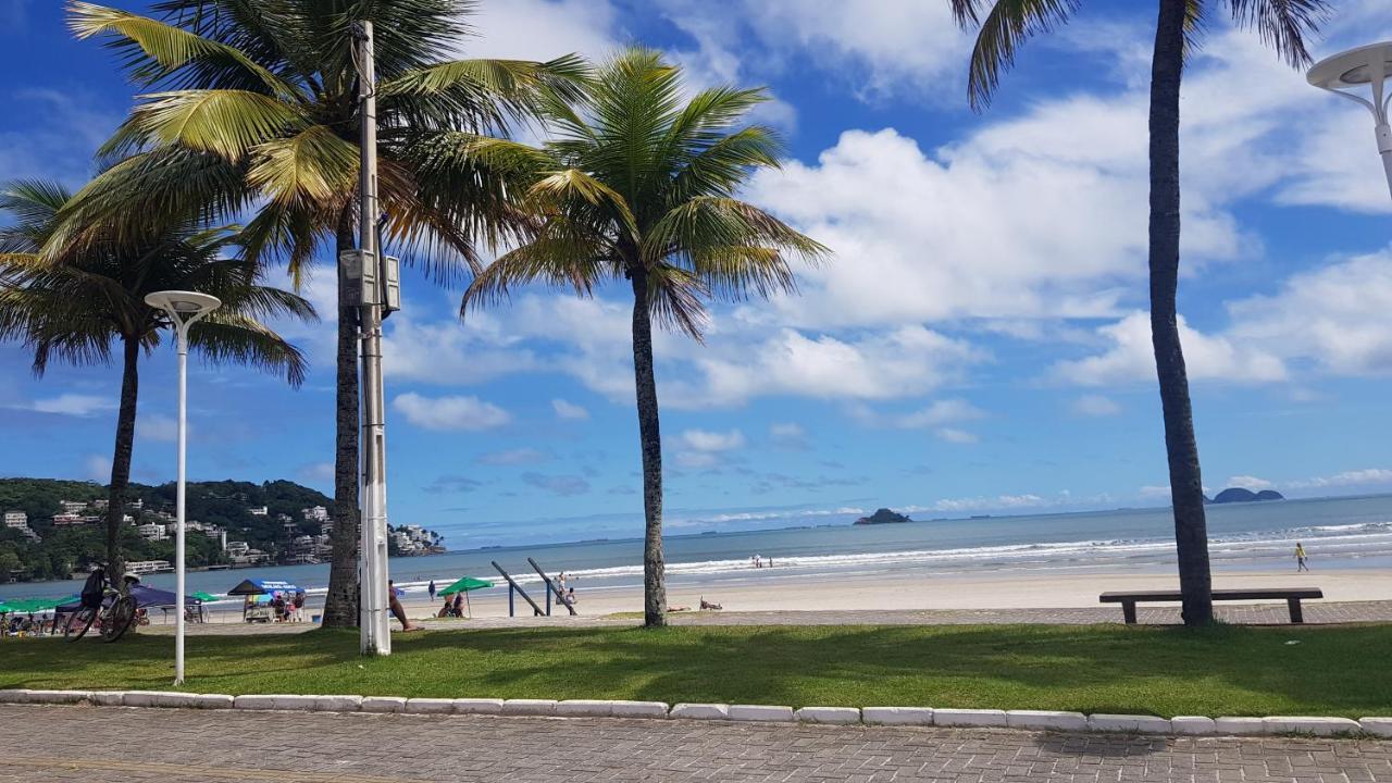 גוארויה Apartamento A Uma Quadra Da Praia מראה חיצוני תמונה